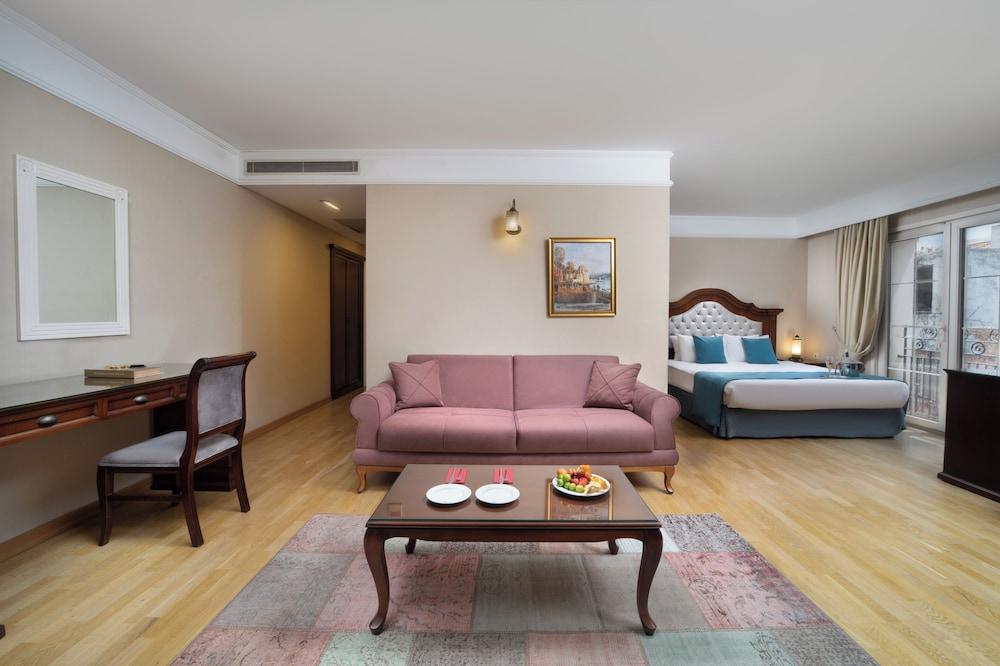 Recital Hotel Room Type - Family Room Recital Hotel Room Type - Family Room
