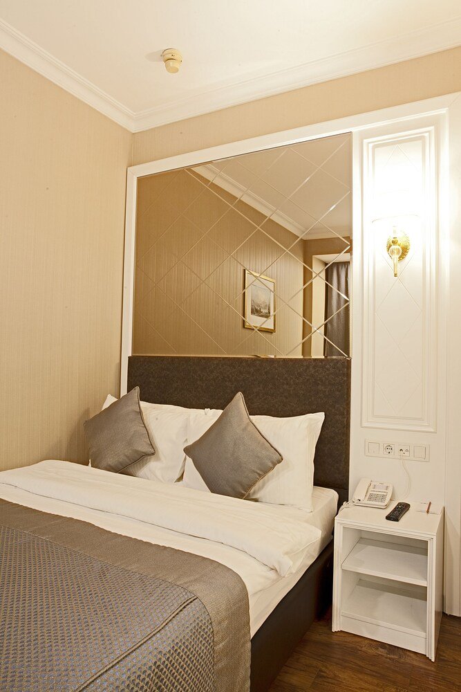 Seres Hotel - Tap to explore photos