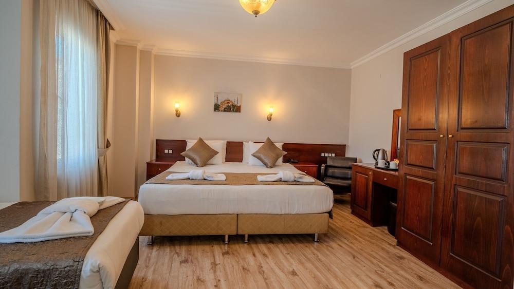 Sultanahmet Cesme Hotel Room Type - Family Room Sultanahmet Cesme Hotel Room Type - Family Room