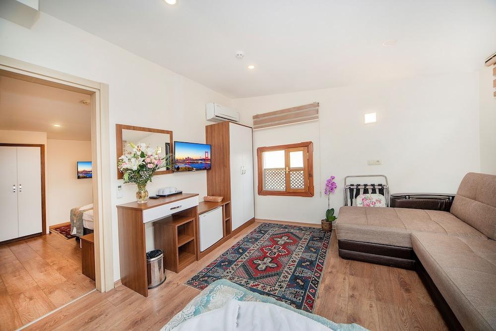 Sultan House Room Type - Two Bedroom Penthouse Suite Sultan House Room Type - Two Bedroom Penthouse Suite