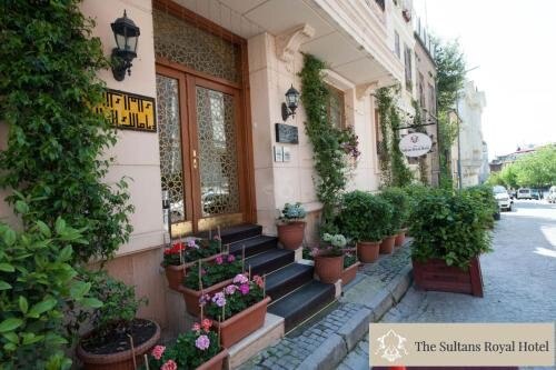 Sultans Royal Hotel - Tap to explore photos
