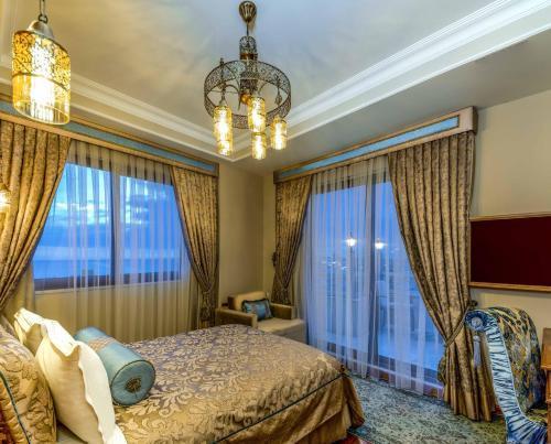 Hotel Sultanhan - Special Category - Tap to explore photos