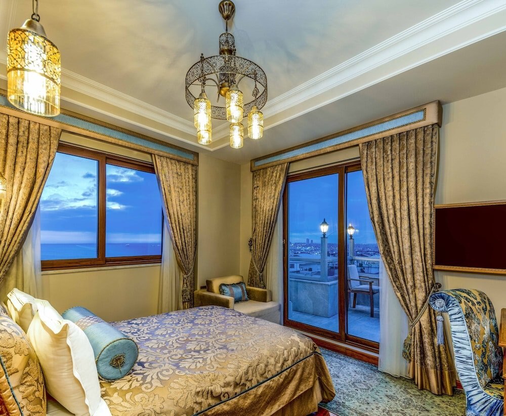 Sultanhan Hotel - Special Class Room Type - Signature Double Room, Terrace, City View