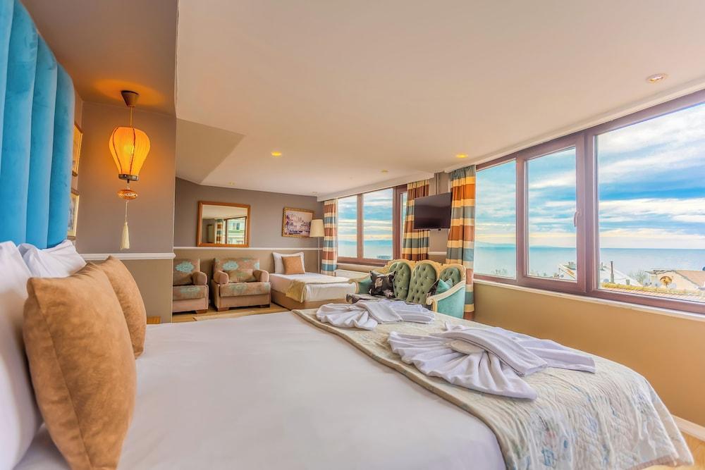Tashkonak Hotel Room Type - Penthouse, 2 Bedrooms (with Sea View) Tashkonak Hotel Room Type - Penthouse, 2 Bedrooms (with Sea View)