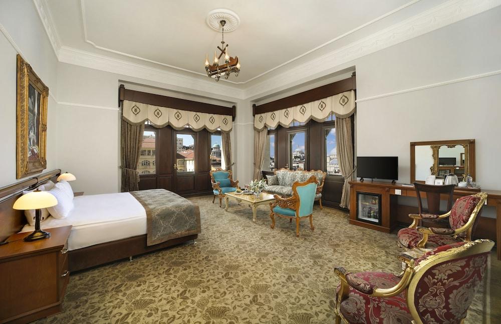 Legacy Ottoman Hotel Room Type - Juniour Suite Room with Jakuzzi Legacy Ottoman Hotel Room Type - Juniour Suite Room with Jakuzzi