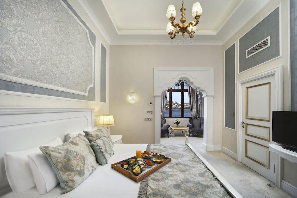 Legacy Ottoman Hotel Room Type - Bosphorus Suite