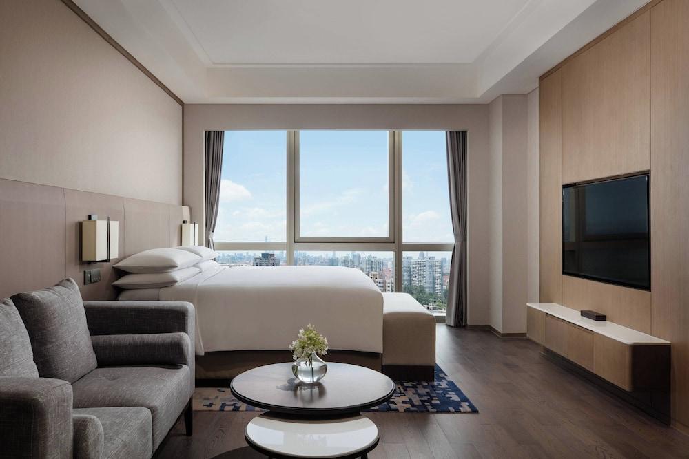 Shanghai Marriott Hotel Pudong East Room Type - Studio, 1 King Bed