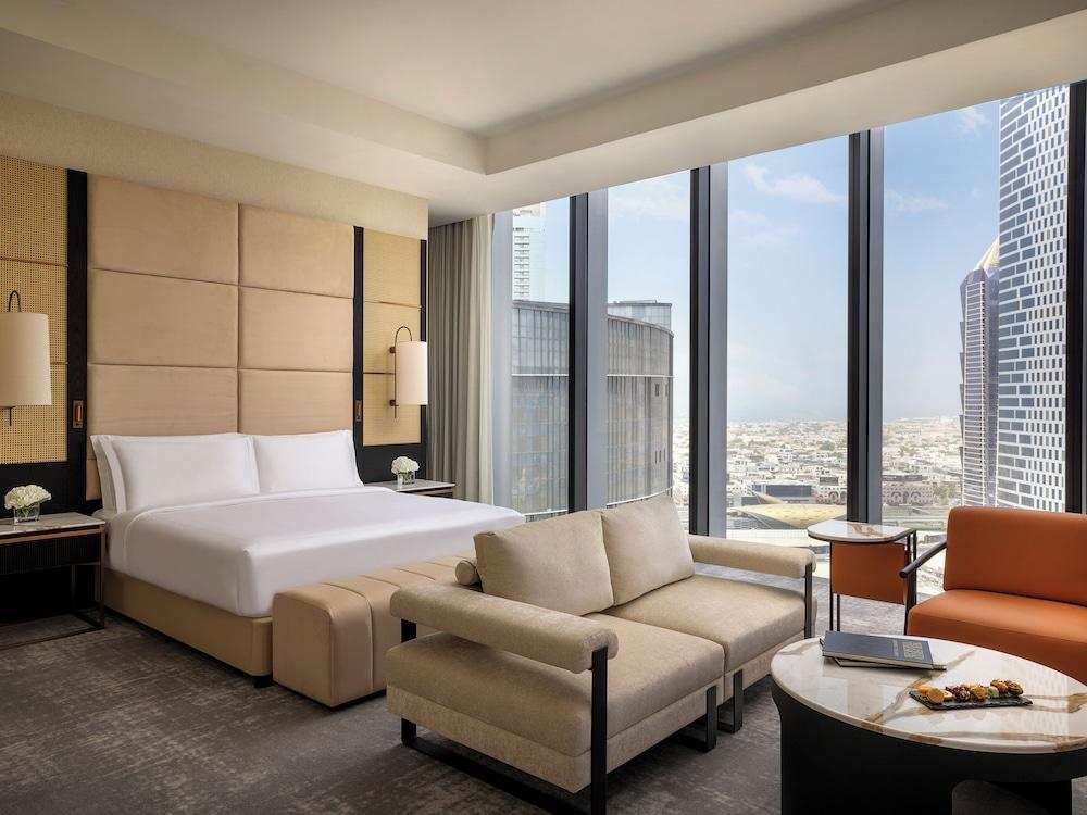 Anantara Downtown Dubai Hotel Room Type - Anantara Royal Suite with Pool Anantara Downtown Dubai Hotel Room Type - Anantara Royal Suite with Pool