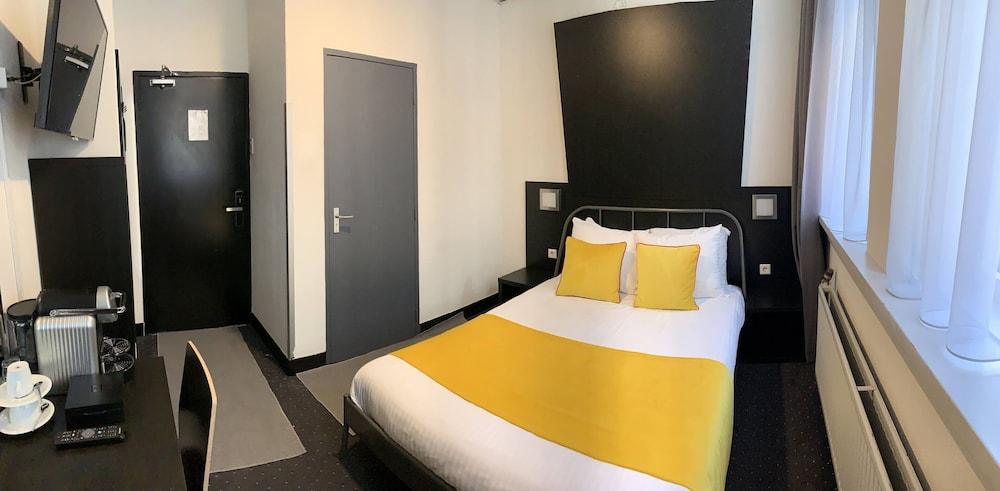 Hotel De Looier Room Type - Double Room (Small)