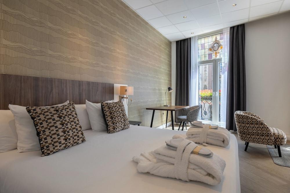 Hotel Amsterdam De Roode Leeuw Room Type - Premium Room, City View