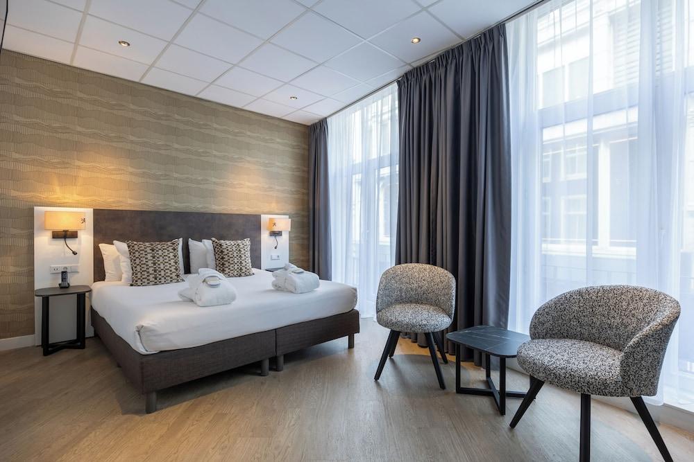 Hotel Amsterdam De Roode Leeuw Room Type - Superior Room