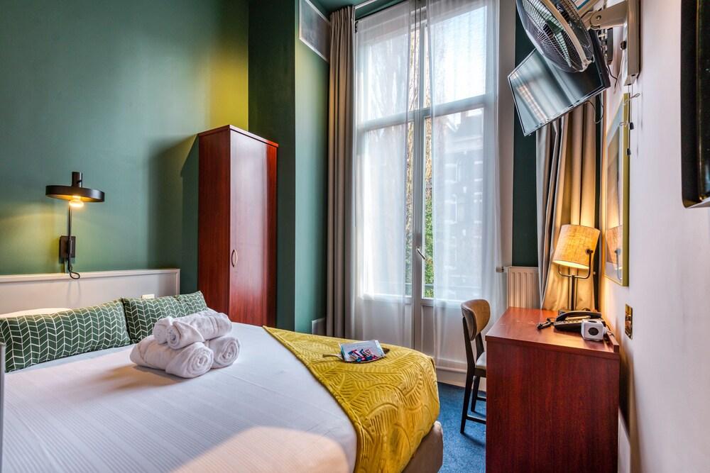 Hotel Alexander Room Type - Double Room (small)