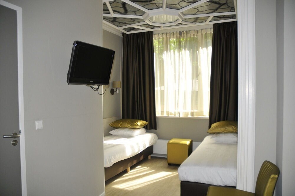Apple Inn Hotel Room Type - Classic Twin Room
