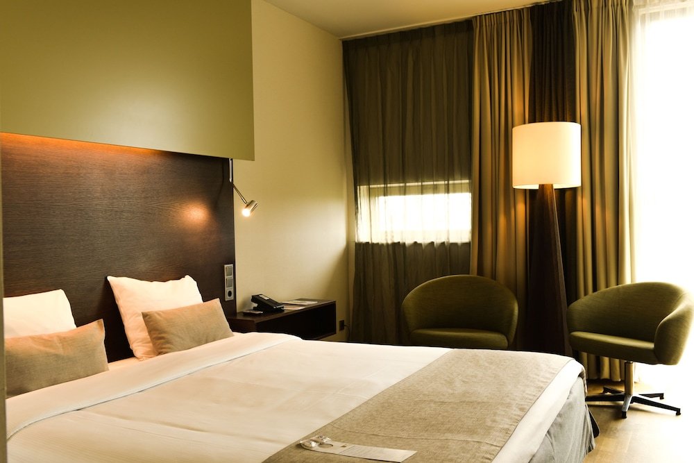 Hotel Artemis Amsterdam - Tap to explore photos