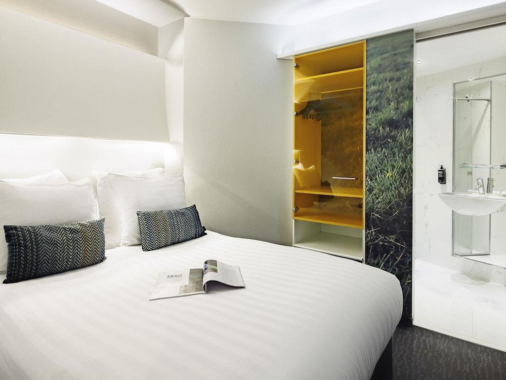 Ibis Styles Amsterdam CS Hotel Room Type - Small Double Room