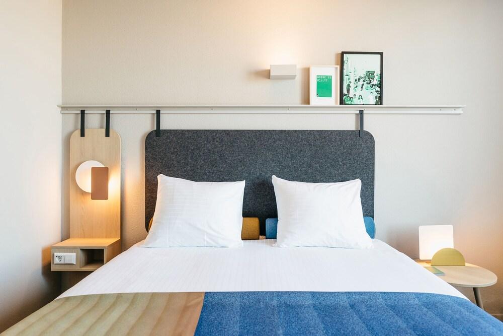 Hotel Casa Amsterdam Room Type - Deluxe Room, 1 King Bed