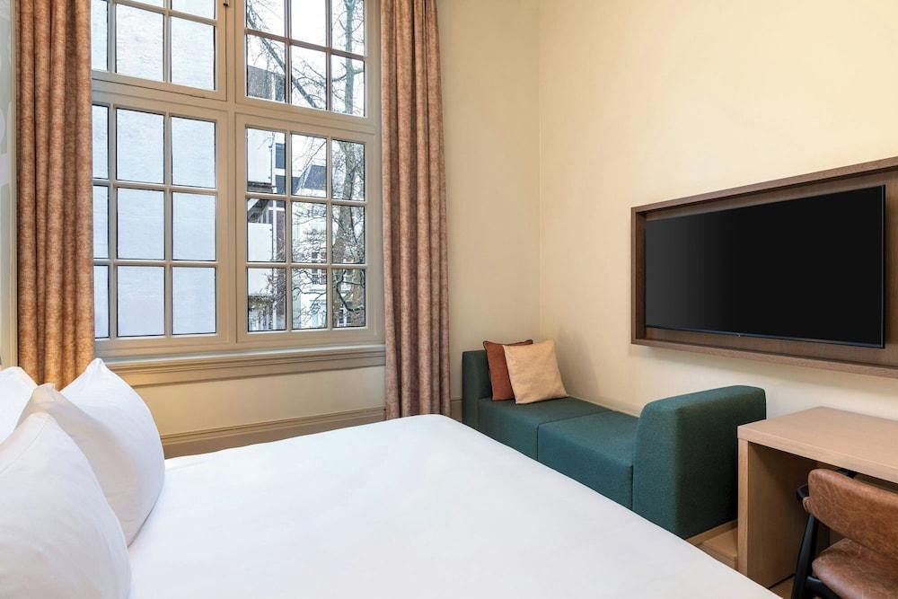 The College Hotel Amsterdam, Autograph Collection - Tap to explore photos