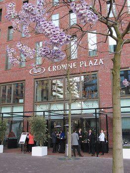 Crowne Plaza Amsterdam South - Tap to explore photos