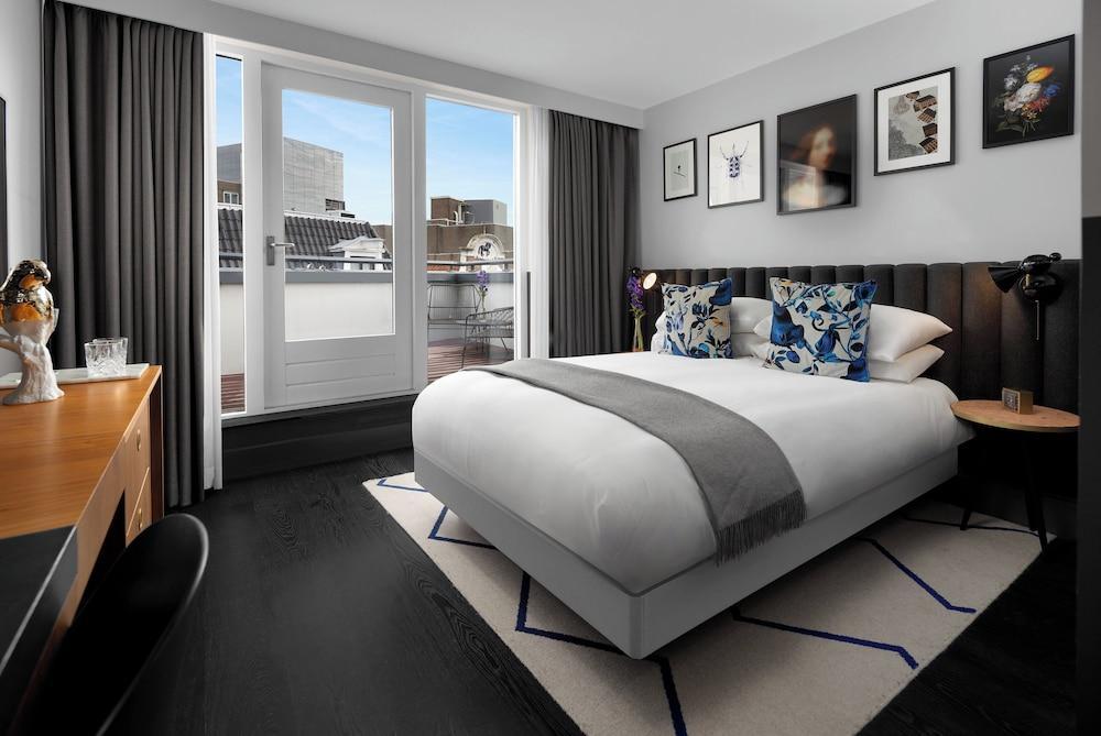 Kimpton De Witt Amsterdam, an IHG Hotel Room Type - 1 King Essential Balcony