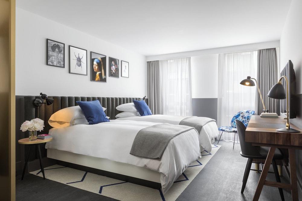 Kimpton De Witt Amsterdam, an IHG Hotel Room Type - Premium Room, 2 Twin Beds