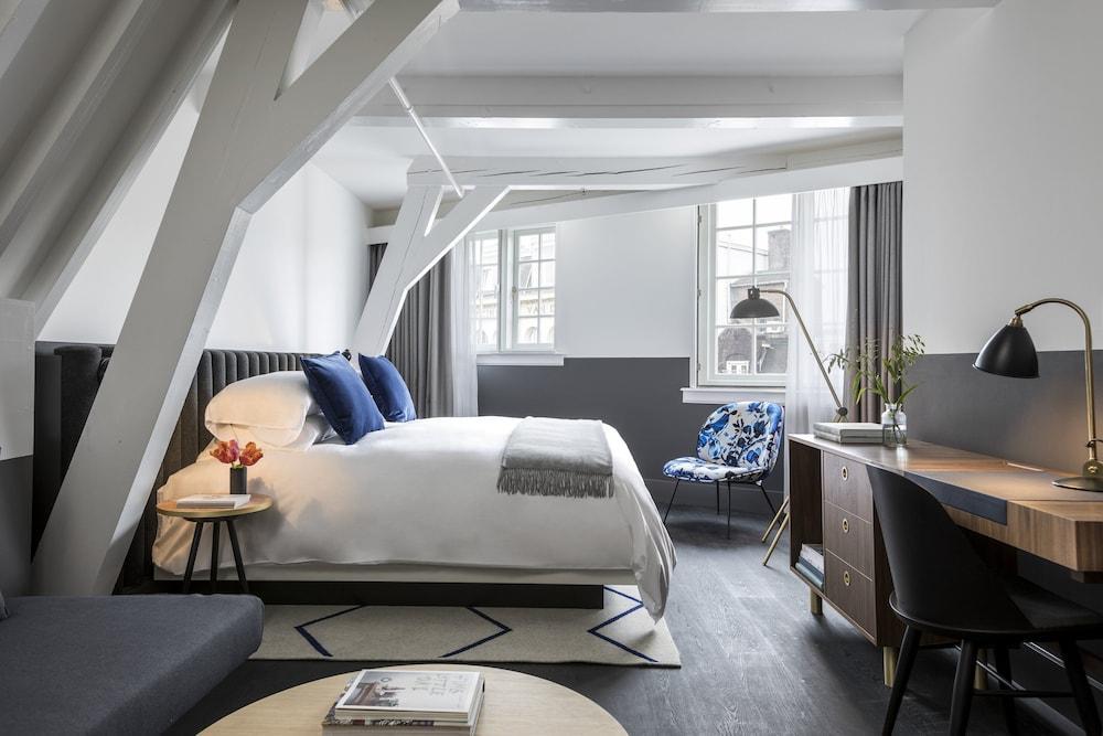 Kimpton De Witt Amsterdam, an IHG Hotel Room Type - 1 King Suite Single Sofa Bed