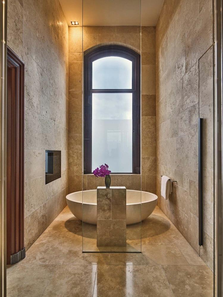 Mandarin Oriental Conservatorium, Amsterdam Room Type - Suite (Van Baerle)