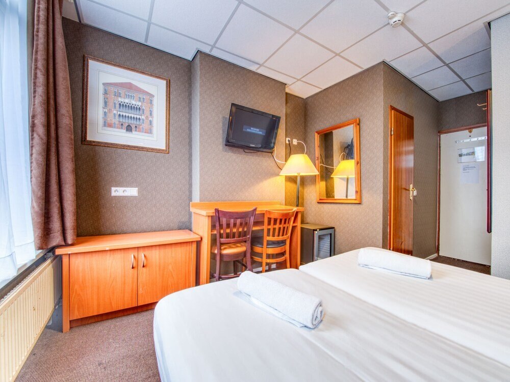 Hotel Di Ann Amsterdam City Centre Room Type - Twin Room (Twin Room)