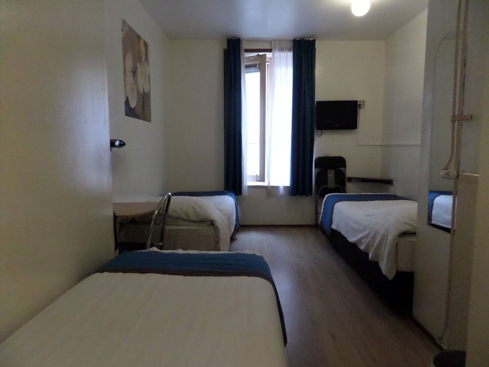 Hotel Doria Room Type - Triple Room