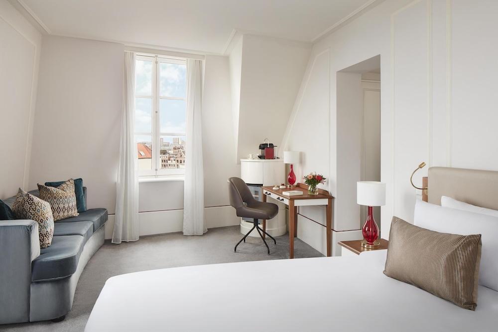 Tivoli Doelen Amsterdam Room Type - Junior Suite, Canal View Tivoli Doelen Amsterdam Room Type - Junior Suite, Canal View
