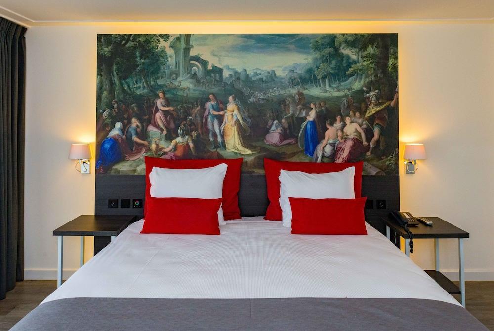 Grand Hotel Amstelveen Room Type - Junior Suite