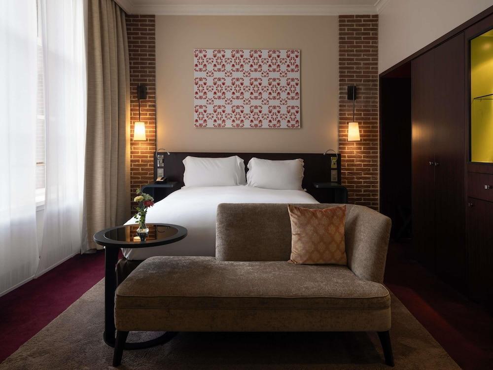 Sofitel Legend The Grand Amsterdam Room Type - Superior Room, 1 Queen Bed, Canal View
