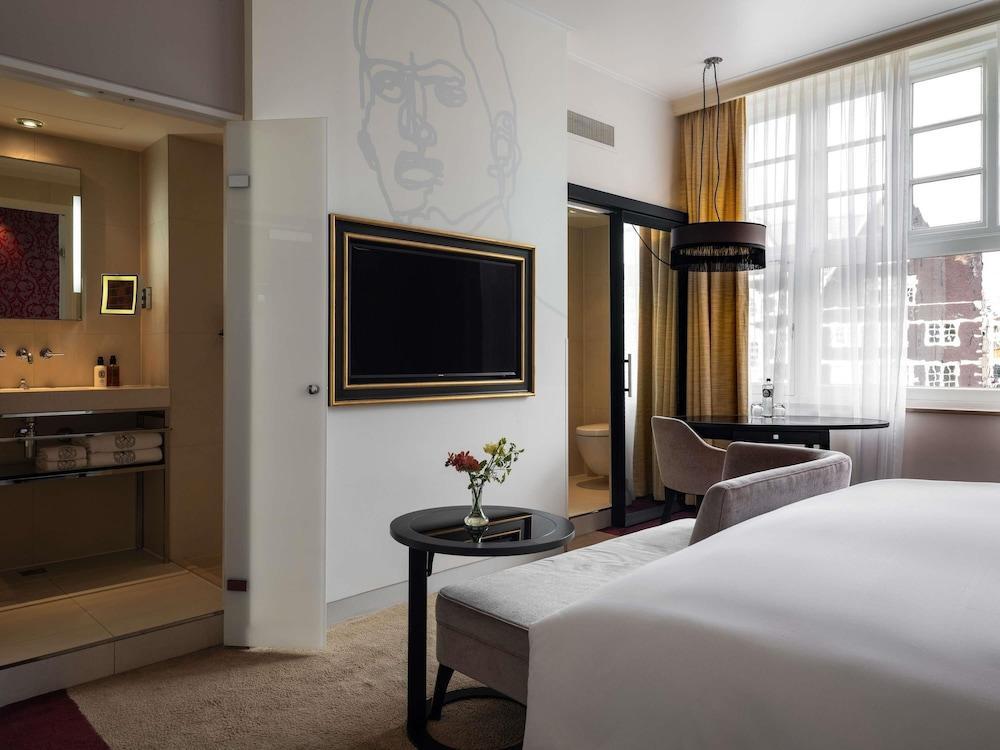 Sofitel Legend The Grand Amsterdam Room Type - Luxury Room, 1 King Bed, Canal View