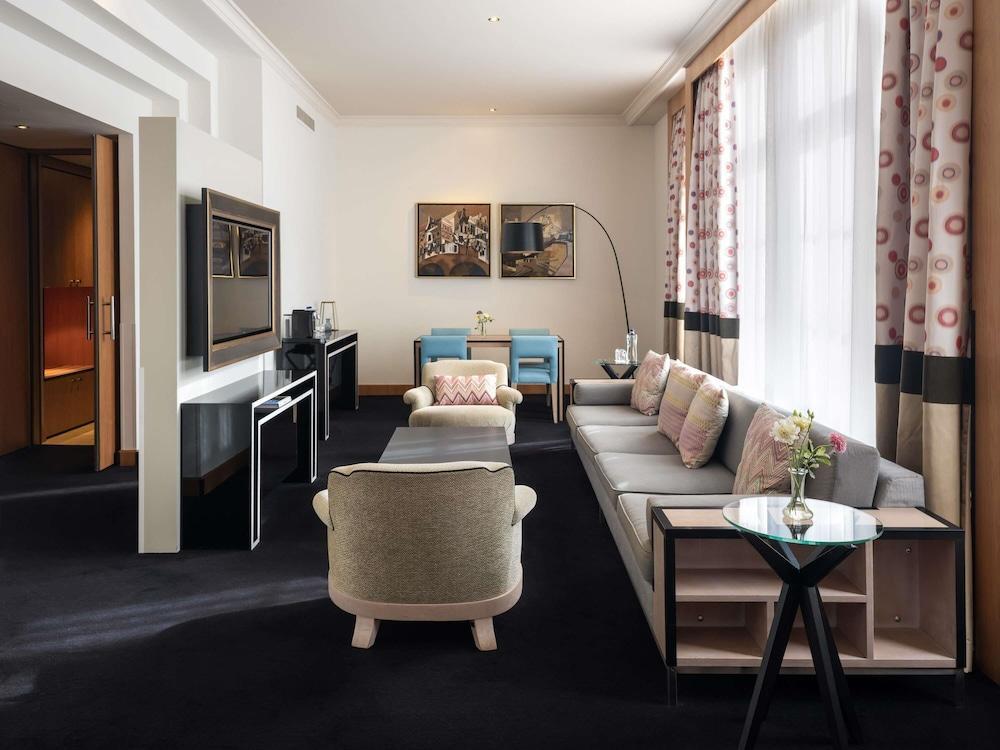 Sofitel Legend The Grand Amsterdam Room Type - Opera Suite - Garden View - Butler Service Sofitel Legend The Grand Amsterdam Room Type - Opera Suite - Garden View - Butler Service