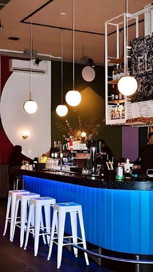 Hans Brinker Hostel Amsterdam - Tap to explore photos