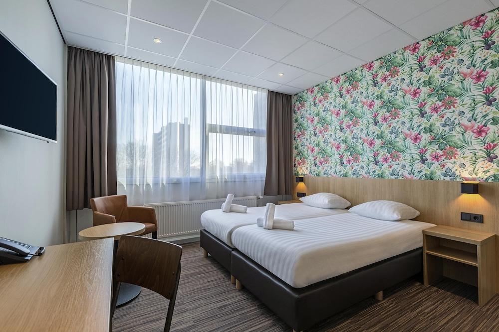 Best Western Amsterdam Room Type - Twin Room