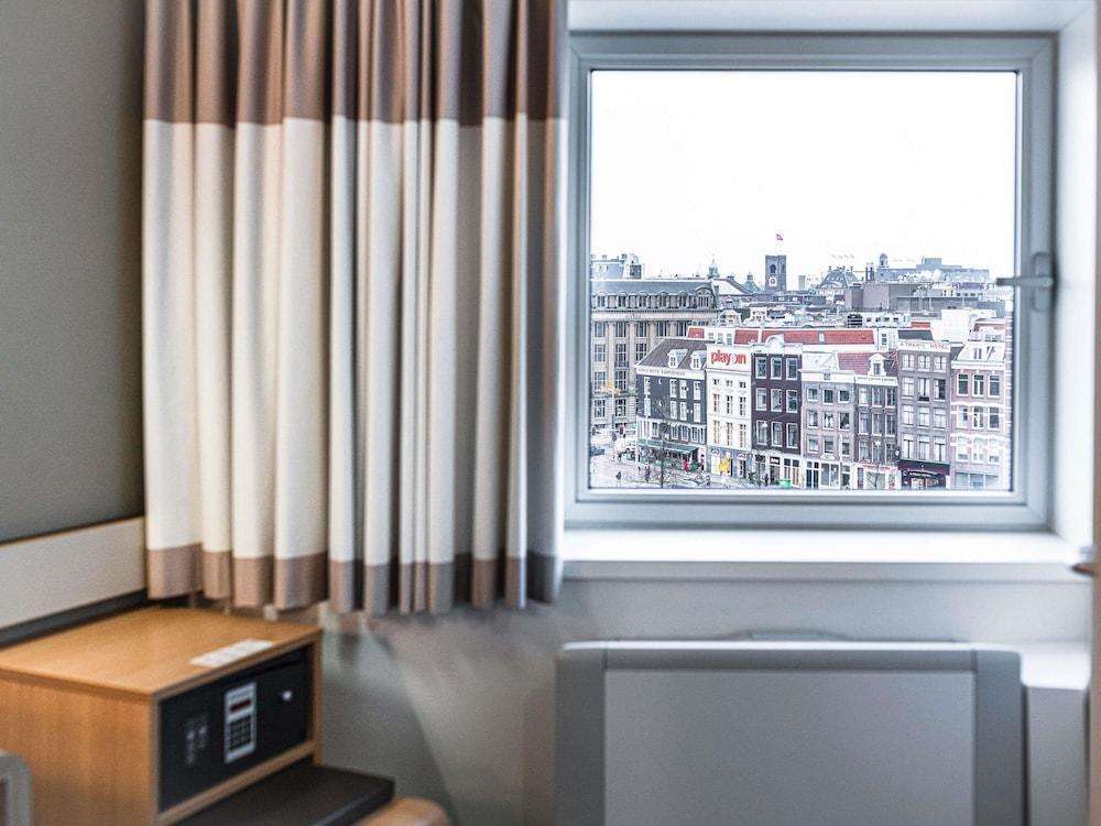 ibis Amsterdam Centre Room Type - Room, 2 Twin Beds (Cosy)