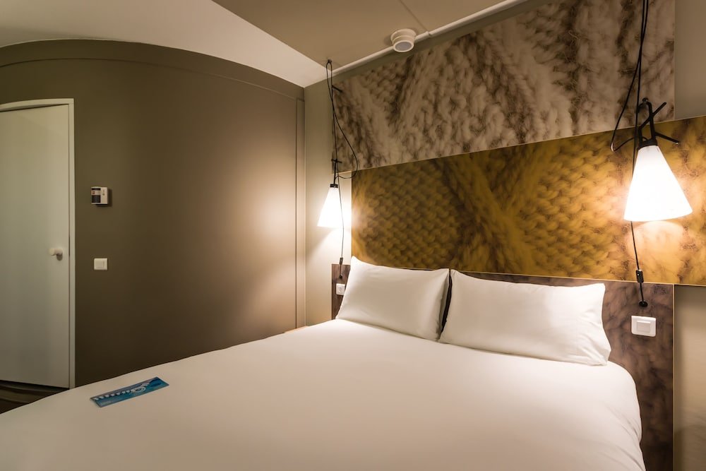 Ibis Amsterdam City West Hotel - Tap to explore photos