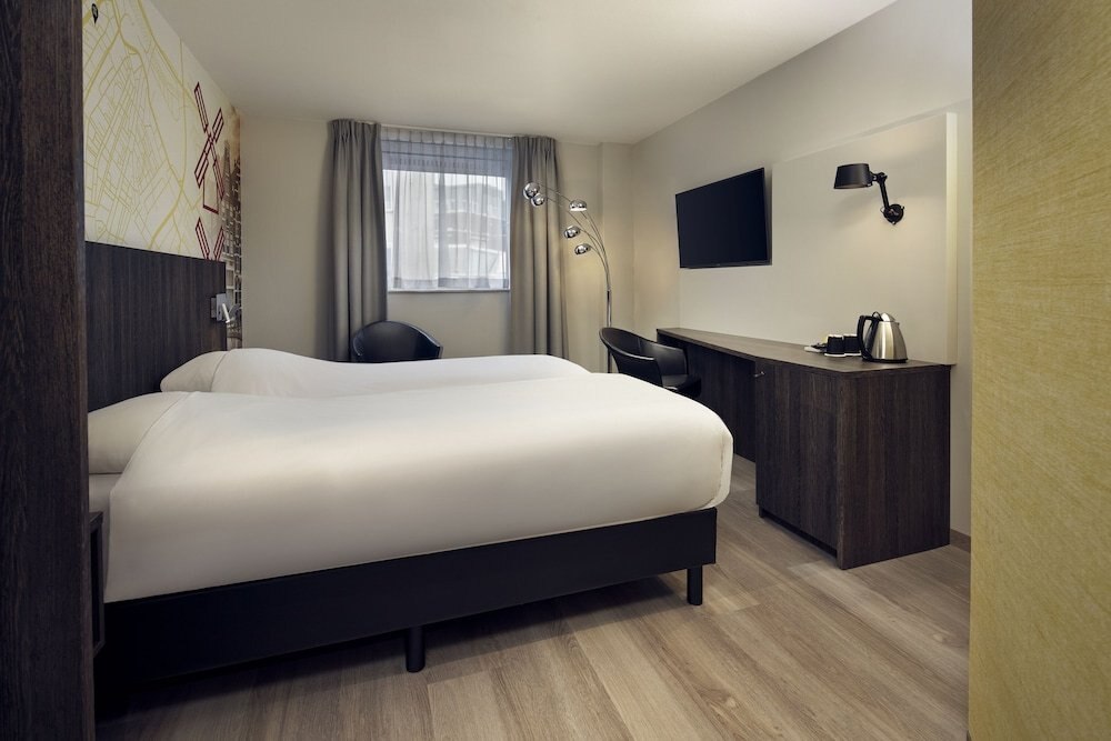 Inntel Hotels Amsterdam Centre Room Type - City Twin Room