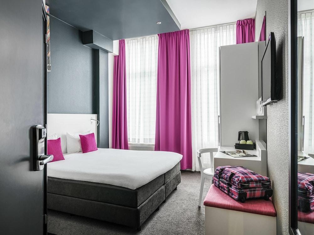 ibis Styles Amsterdam Amstel Room Type - Double Room, 1 Double Bed