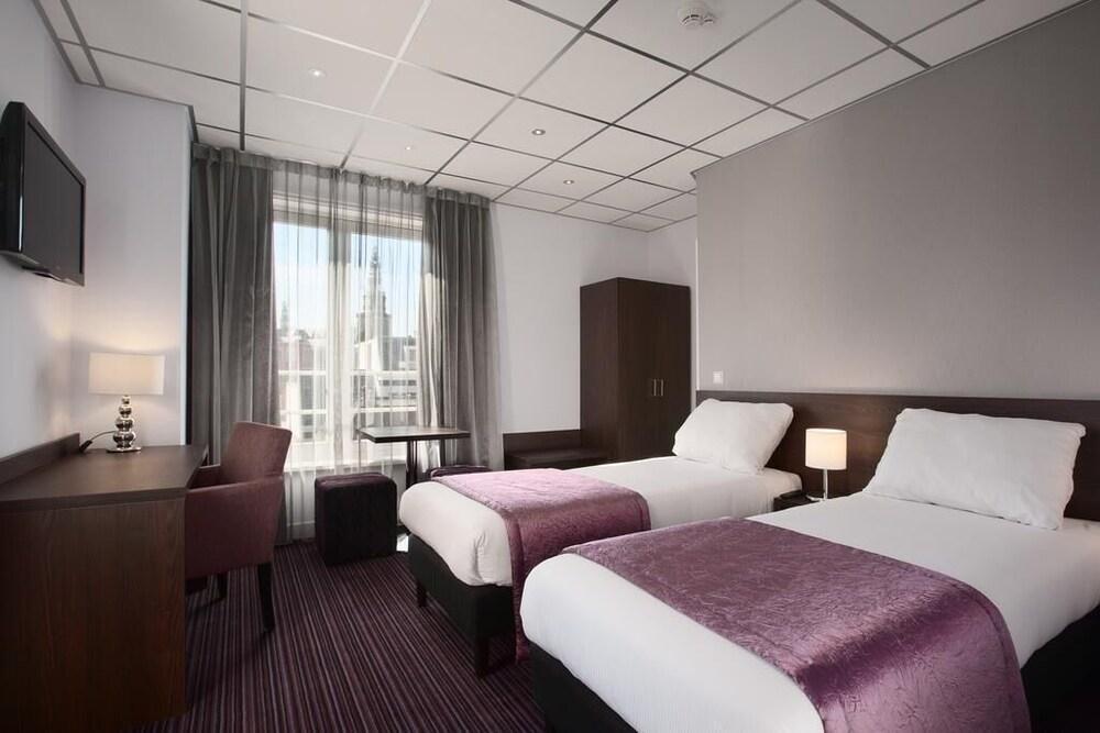 Hotel Luxer Room Type - Standard Room, 2 Twin Beds