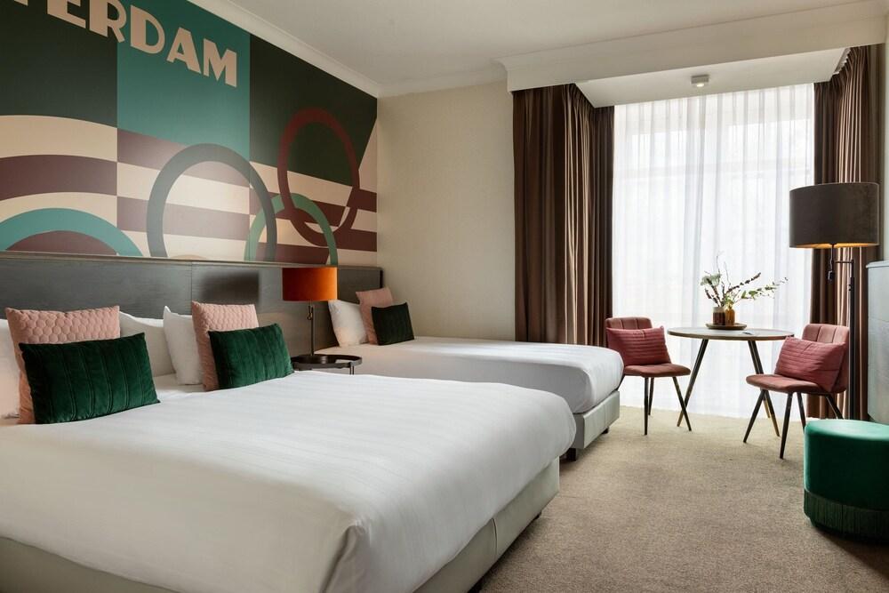 Apollo Hotel Amsterdam, a Tribute Portfolio Hotel Room Type - Deluxe Triple Room