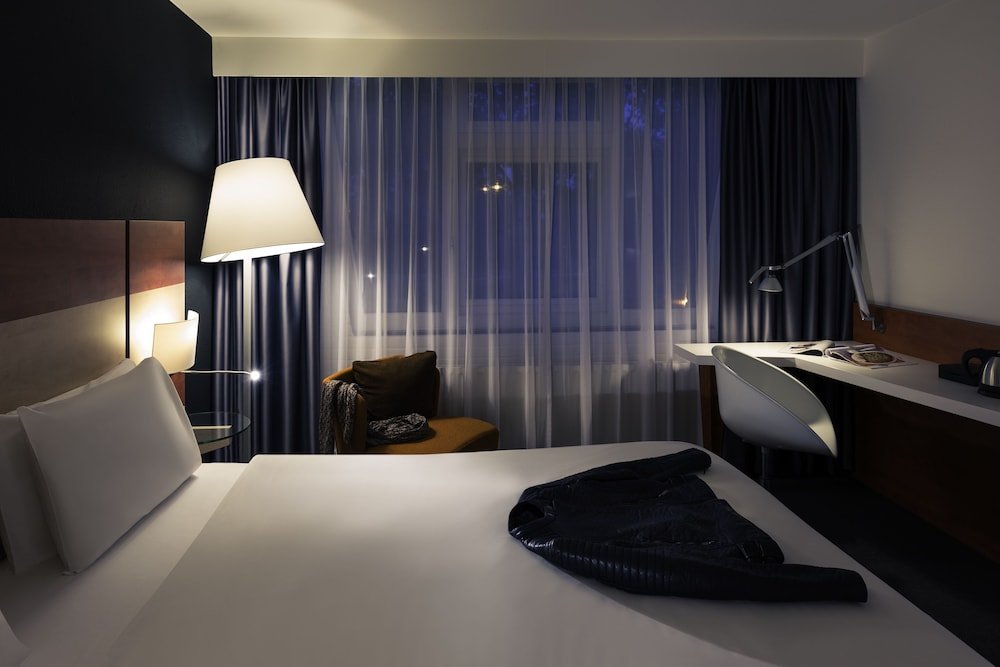 Mercure City Amsterdam West Hotel - Tap to explore photos