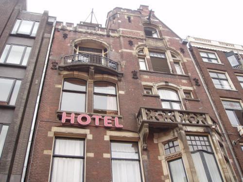 Hotel Manofa - Tap to explore photos