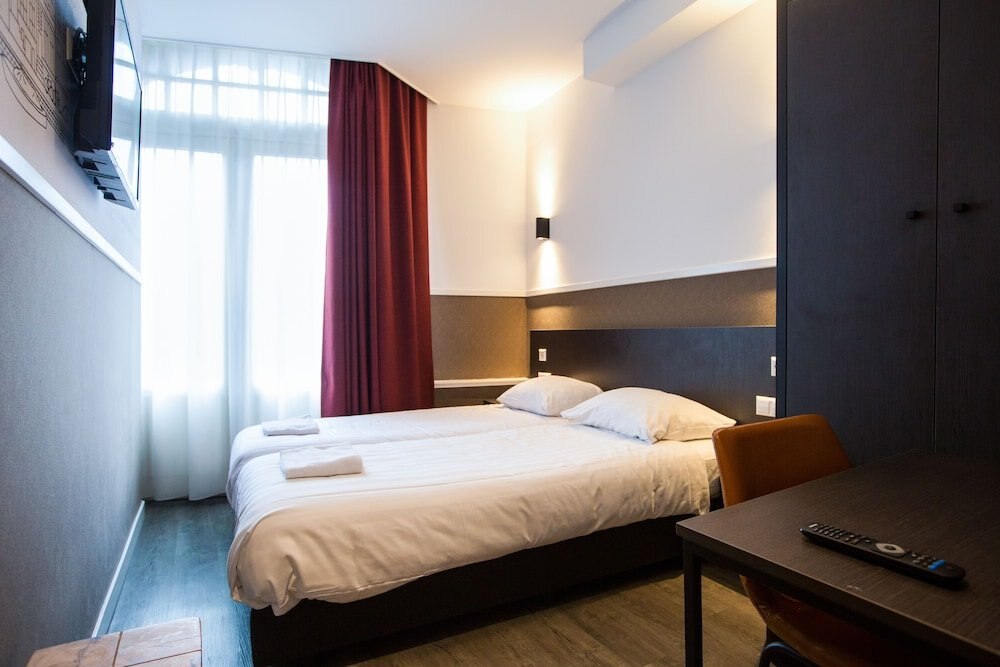 Hotel Manofa Room Type - Twin Room
