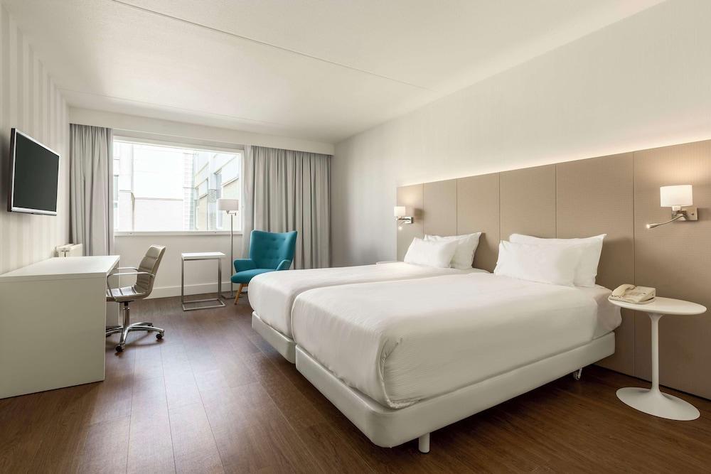 NH Amsterdam Schiphol Airport Room Type - Superior room