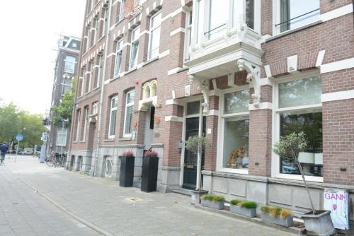 NL Hotel District Leidseplein - Tap to explore photos