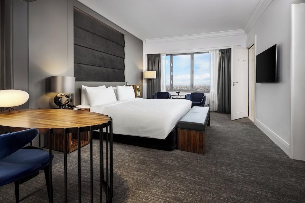 Hotel Okura Amsterdam Room Type - Panorama King Room