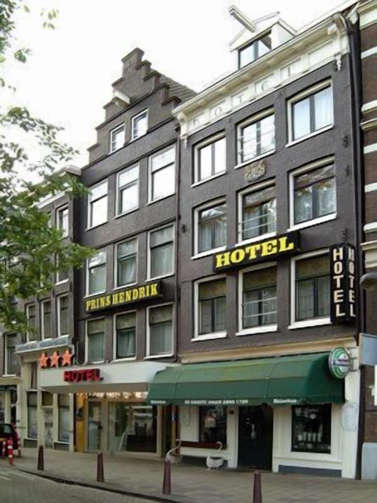 Hotel Prins Hendrik - Tap to explore photos