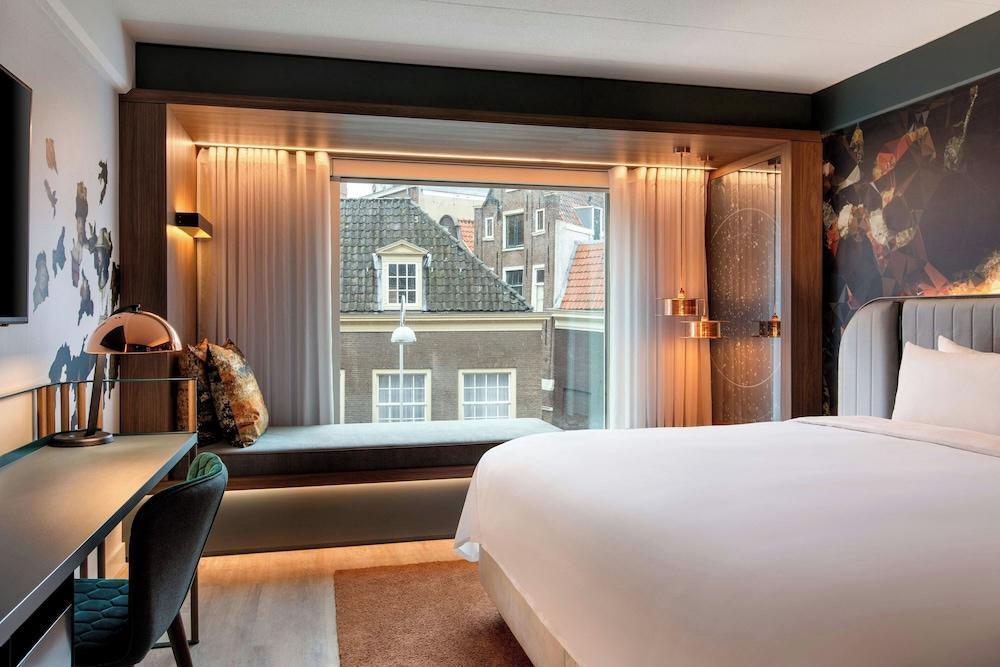 Renaissance Amsterdam Hotel by Marriott - Tap to explore photos