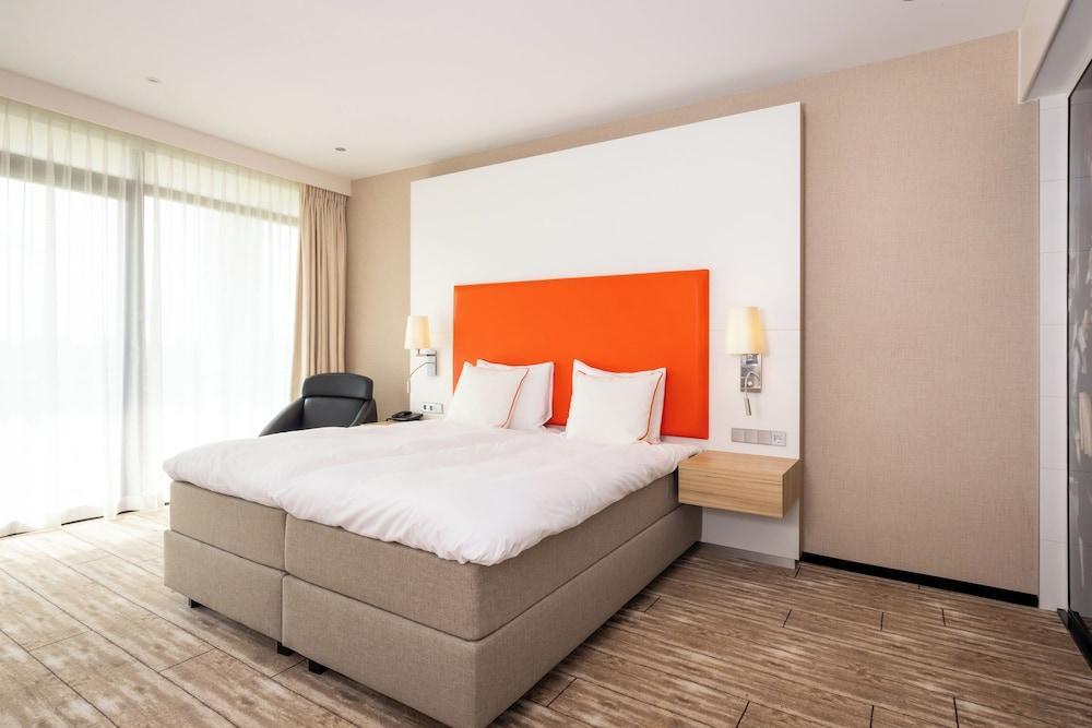 Van der Valk Hotel Schiphol Room Type - Superior Room